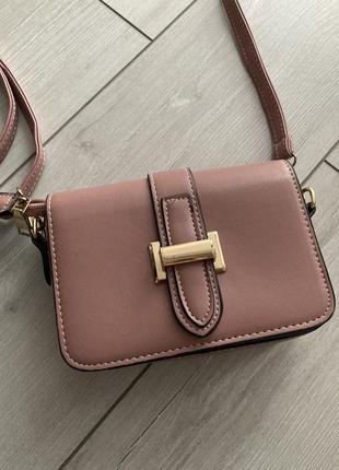 Сумочка маленька
