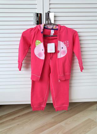 Качественный красивенький костюм мастерка и штаны с котиком, до 92см