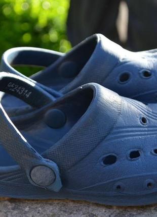 Кроксы б/у. стелька 16см