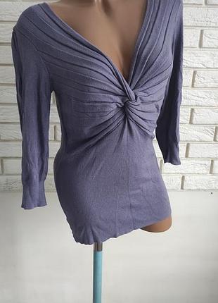 Оригинальный реглан из вискозы с глубоким декольте