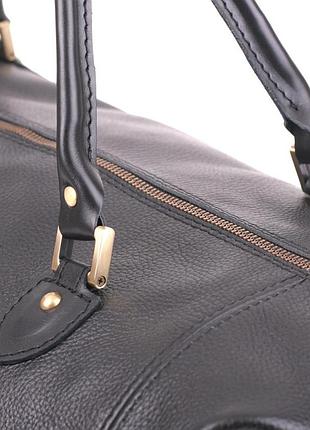 Спортивная кожаная сумка вместительная прочная дорожная ручная работа черная