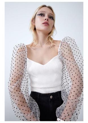 Топ з об'ємними рукавами zara