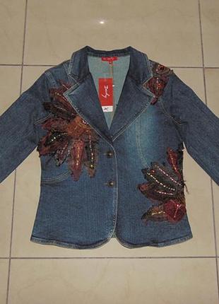 Дорогой  джинсовый пиджак с аппликацией rene derhy(франция) на высокий рост,l и м.