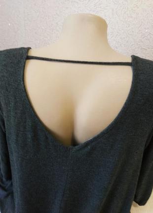 Трикотажная туника с красивым кружевом и дэкором.