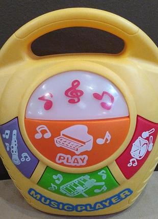 Музыкальный плеер little tikes. работает от батареек.3 фото