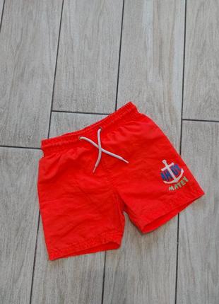 Яркие апельсиновые шортики на юного модника!!
цвет очень яркий!! неоновый оранж..
2 года..рост 92 см..