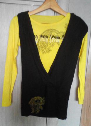 Футболка з кептариком.