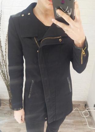 Стильное пальто