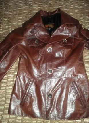 Шкіряна курточка