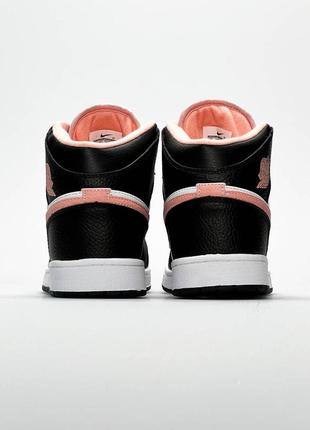 Женские черные с розовым кожаные высокие кроссовки nike  air jordan 1🆕найк джордан5 фото