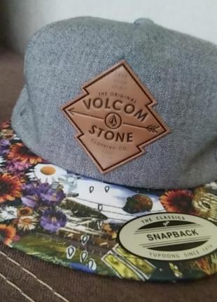 Бейсболка кепка снапбек snapback volcom