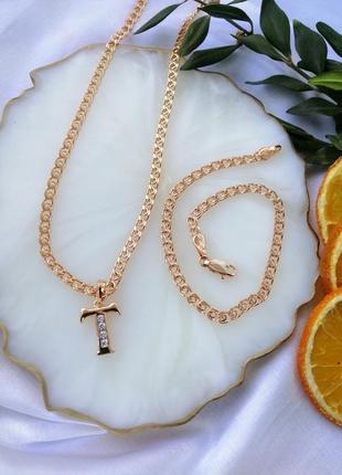 Цепочка плетение лав, буква т