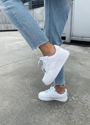 Nike air force 1 low white жіночі кросівки найк аір форс білі