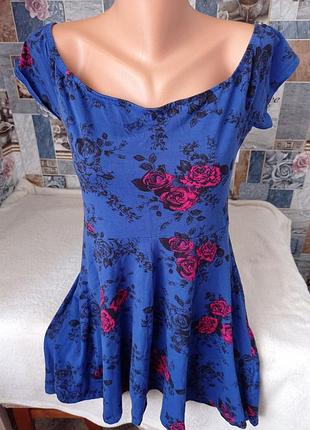 Платье в цветы