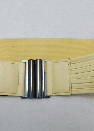 Жёлтый пояс ремень резинка