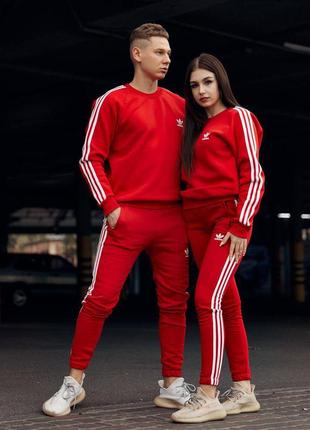 Спортивный костюм адидас парный спортивный костюм костюм adidas красные штаны adidas свитшот adidas5 фото