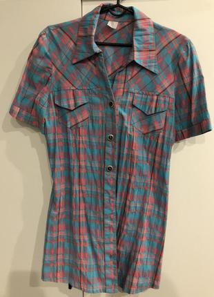 Подовжена сорочка з коротким рукавом