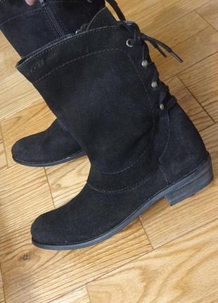 Стильні рр 39 - 25,5 см замшеві чоботи buggy