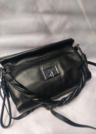 Сумка шкіряна з трьома ручками в стилі givenchy🌶