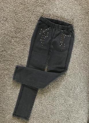 Стильные зауженные джинсы джегенсы 9-11 лет yigga швеция 🇸🇪