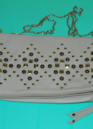 Сіра жіноча сумка крос боді клатч із залізними заклепками jane norman3 фото