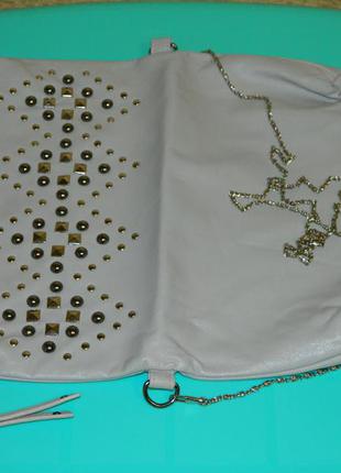 Сіра жіноча сумка крос боді клатч із залізними заклепками jane norman4 фото