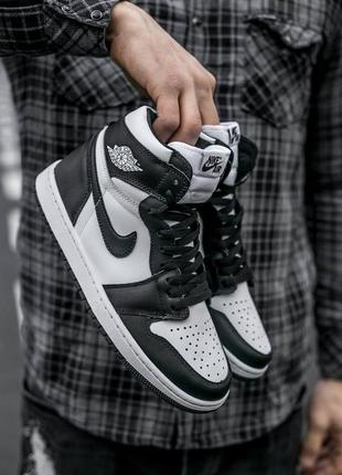 Кросівки nike air jordan retro 1 black white8 фото