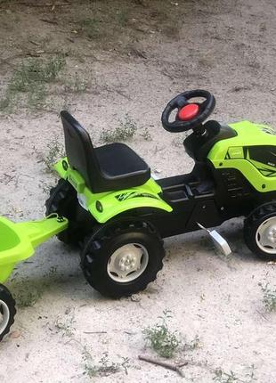 Дитячий трактор на педалях micromax з причеп (зелений колір)9 фото