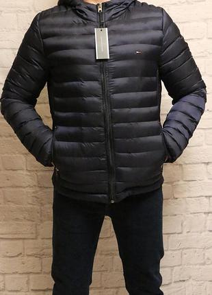 Куртка молодёжная тёплая демисезонная зимняя цвет чёрный  hugo boss код товара -(1833)