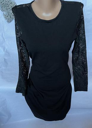 Шикарное тёплое платье с красивой спиной