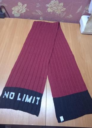 152*21 см,большой бордовый шарф