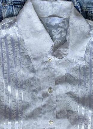 Шикарная белая рубашка в узор4 фото