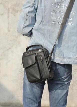 Вертикальная мужская сумка в плотной коже vintage 20366 черная10 фото