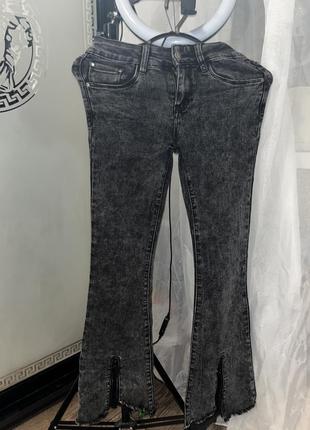 Джинси жіночі