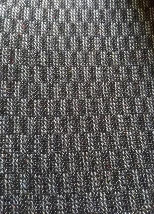 Шерстяная ткань костюмная, пальтовая. отличная.