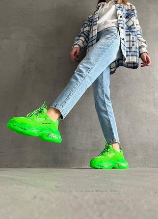 Жіночі кросівки triple s neon green3 фото