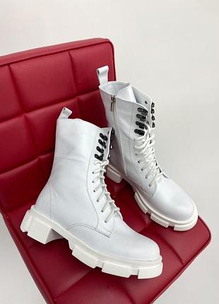 Жіночі шкіряні черевики