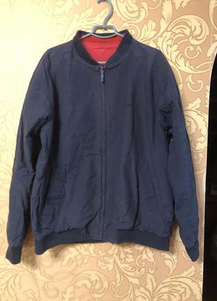 Стильна куртка колінз .