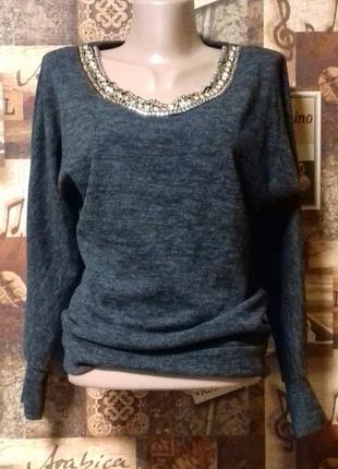 Нарядная кофточка с стразами,р.5,италия
