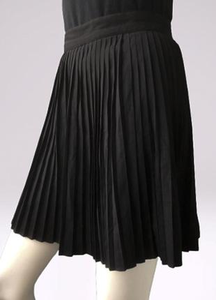 Короткая (47см) плиссированная юбка бренда h&m2 фото