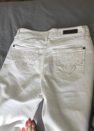 Жіночі білі джинси4 фото