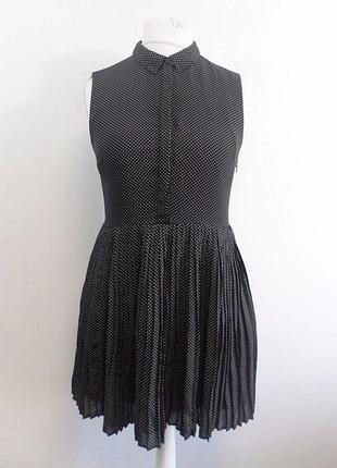 Плаття в горошок