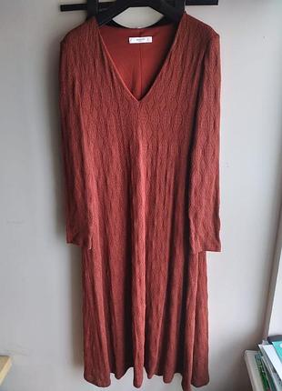Сукня міді mango