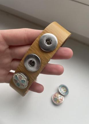 Кожаный браслет с кнопками чанка noosa2 фото