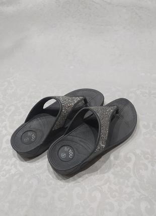 Шльопанці в'єтнамки be you на невисокій платформі