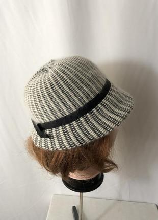 Винтаж шапка-шляпка черно-белая клош1 фото