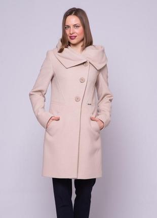 Женское приталенное пальто с капюшоном  рр 44-52