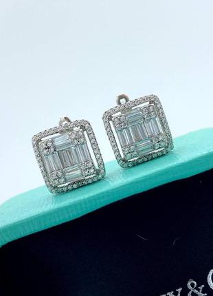 Сережки жіночі квадратні срібло 925 камені фіаніти англійський замок1 фото