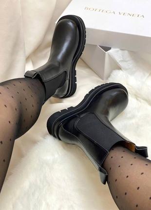 Женские черные сапоги bottega veneta lug boots мех,сапоги теплые высокие зимние ботегга5 фото