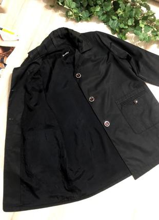 Прямий вільний чорний плащ трэнч куртка-піджак